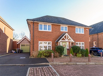 4 bedroom House for sale