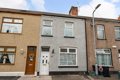 2 bedroom House for sale
