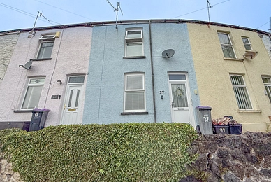 2 bedroom House for sale