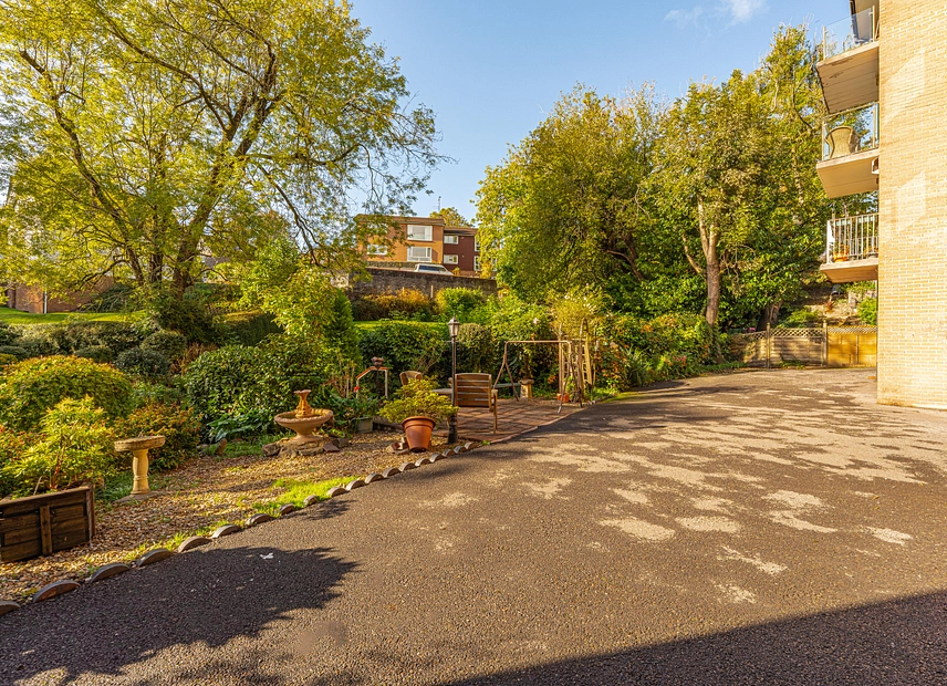 Property image 40