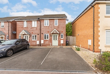 2 bedroom House for sale